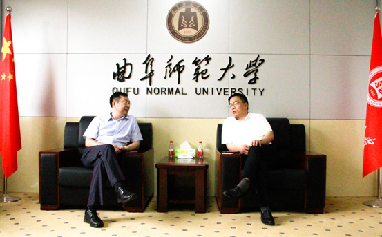 中国建设银行日照分行行长王曙光一行来校交流