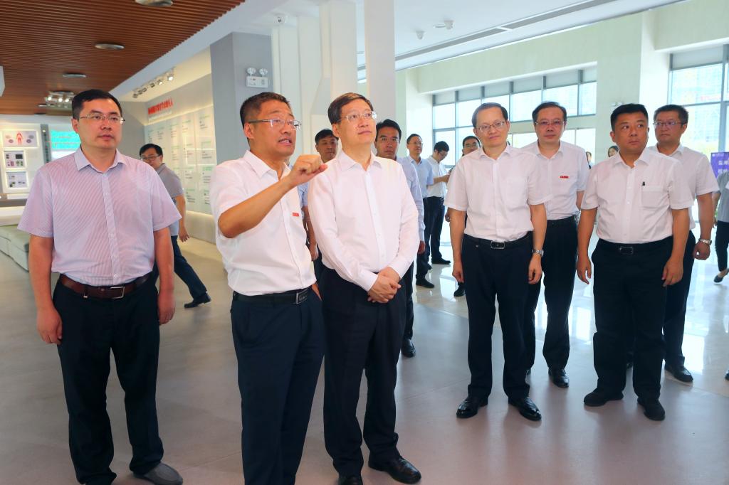 江苏省委常委、组织部部长郭文奇来校调研