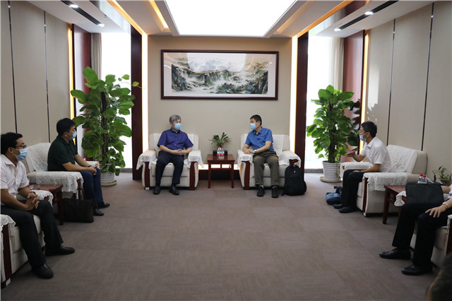 中车唐山机车车辆有限公司一行来北理工调研