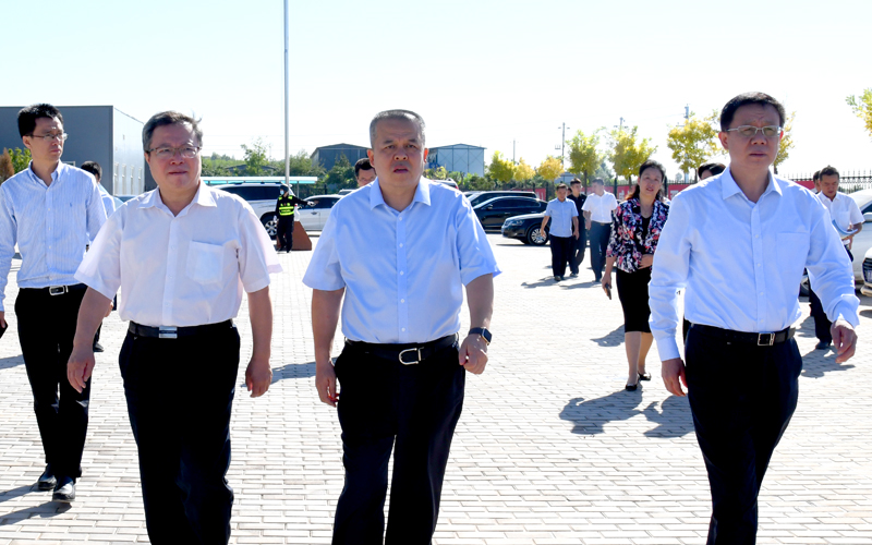 省发改委主任刘锋在我校东山校区调研