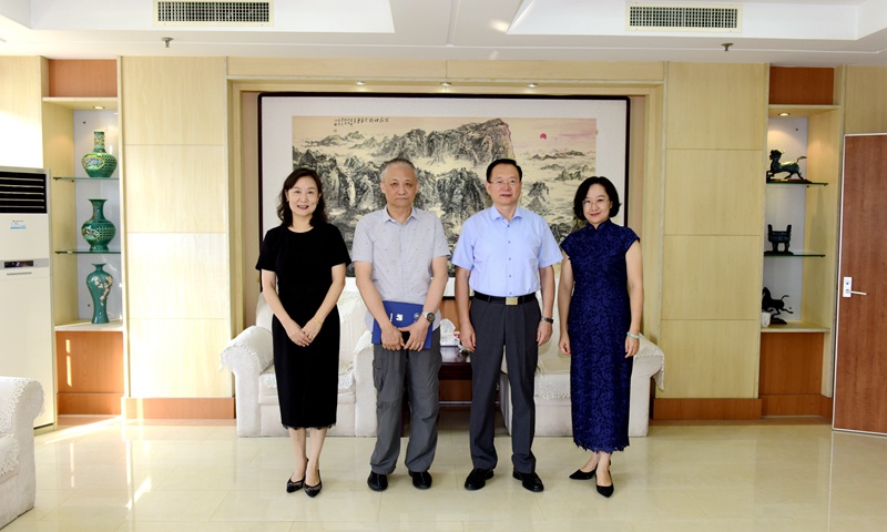 山东师范大学孔新苗教授来访