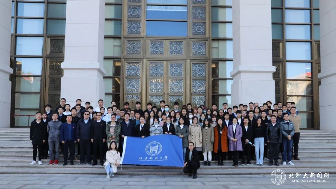 学校师生参观纪念中国人民志愿军抗美援朝出国作战70周年主题展览