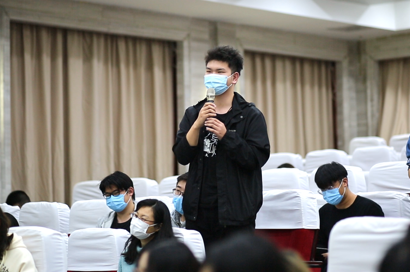 学校举行“2021狮山欢乐节”新闻发布会
