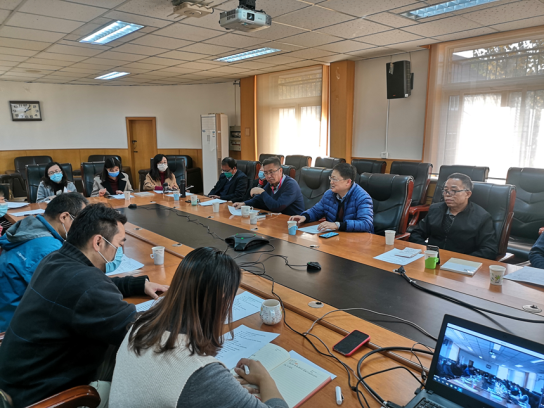 人文学院开展新文科建设研讨会暨主题党日活动