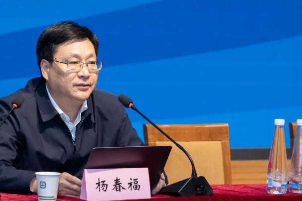 “法治发展与区域治理现代化”国际学术研讨会在我校召开