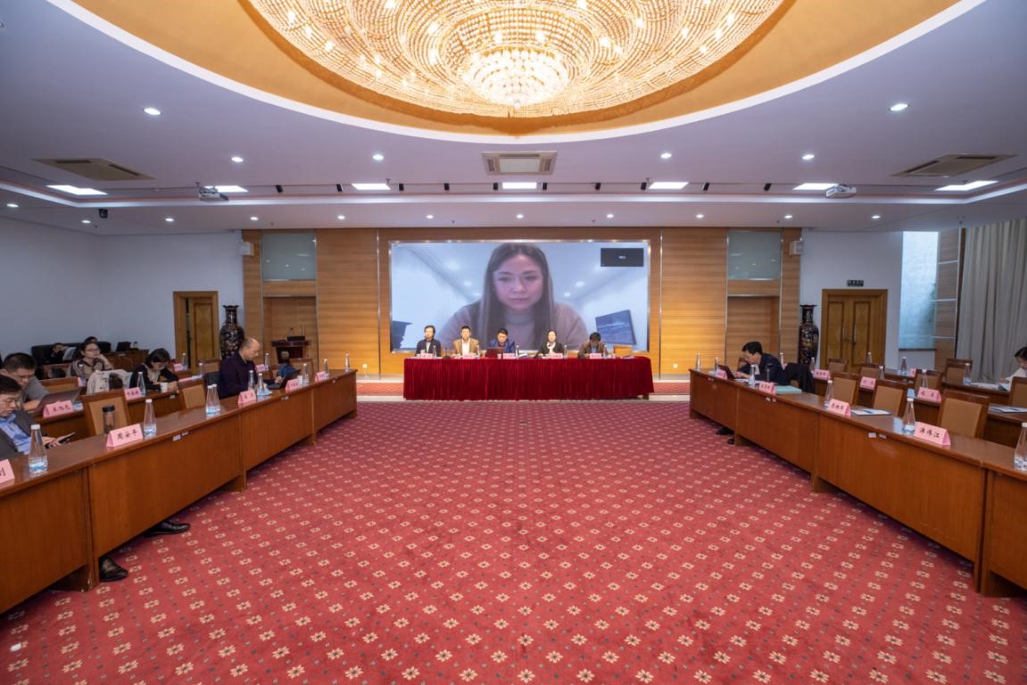 “法治发展与区域治理现代化”国际学术研讨会在我校召开