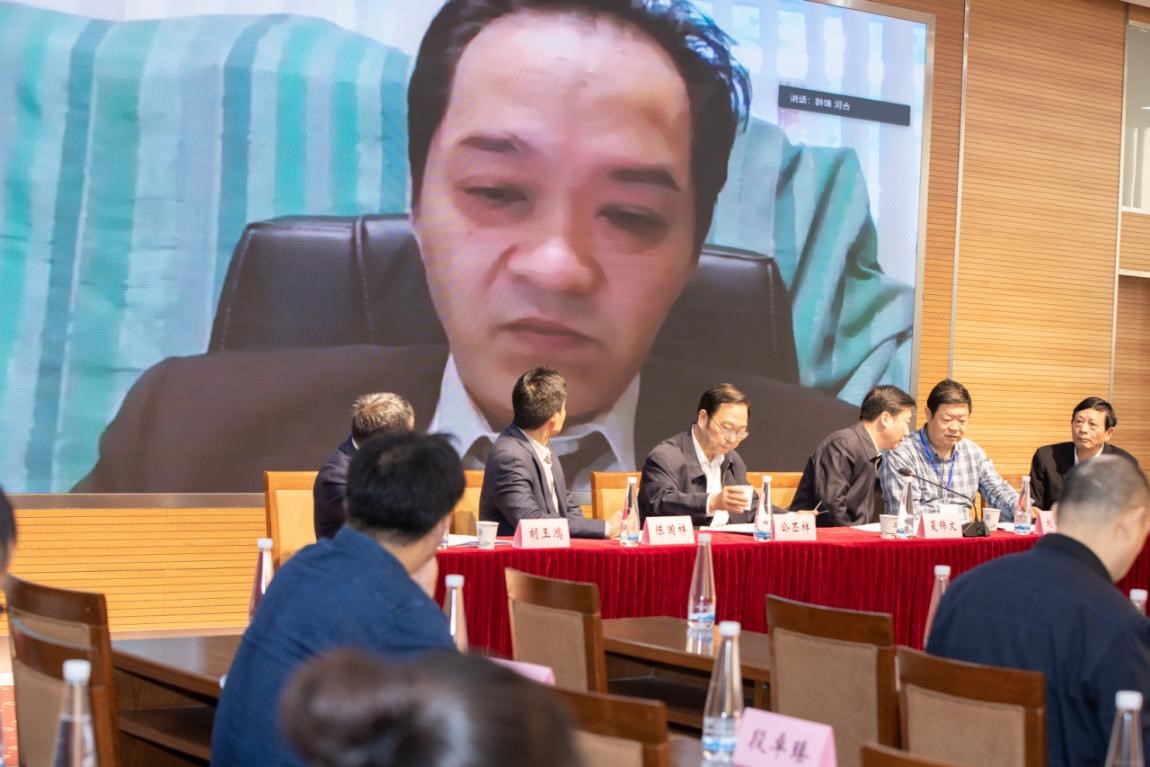 “法治发展与区域治理现代化”国际学术研讨会在我校召开