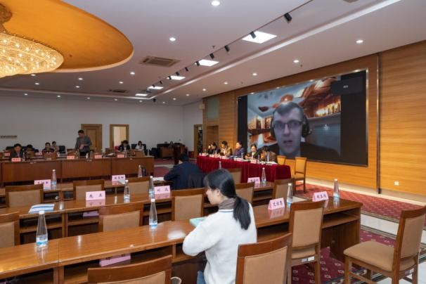 “法治发展与区域治理现代化”国际学术研讨会在我校召开