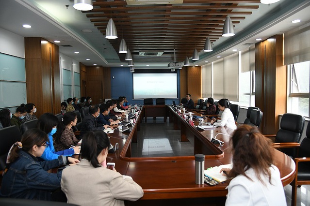 长江学者陈传夫教授应邀来校畅谈“双一流”建设