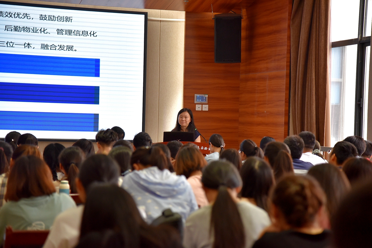 【聚八方硕彦】园艺林学学院实验室公共平台背后的“巾帼女将”