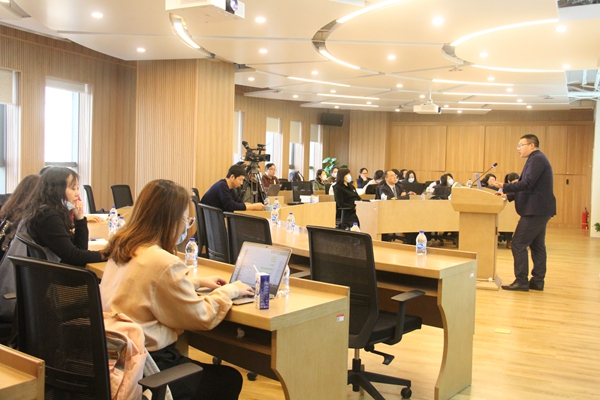 网络文化办与继教学院合作举办校园新媒体沙龙首场院系专场