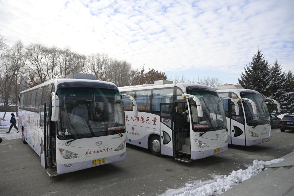 我校圆满完成2020年度教职工无偿献血活动