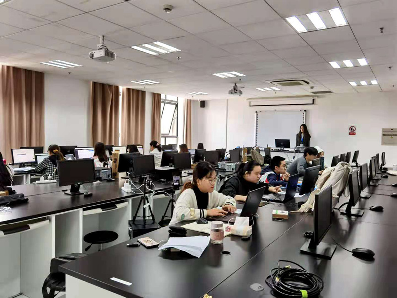 我校刑事法学院组队参加第六届“美亚杯”电子数据取证大赛喜获佳绩