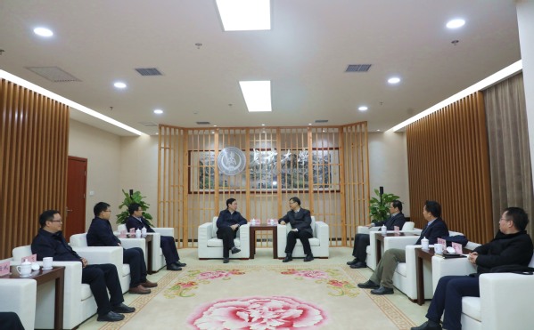 商南县第四期“优青班”培训班在我校举行