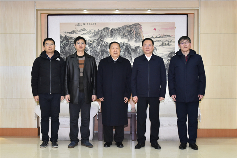 罗公利会见中国科学院、中国工程院院士李德仁