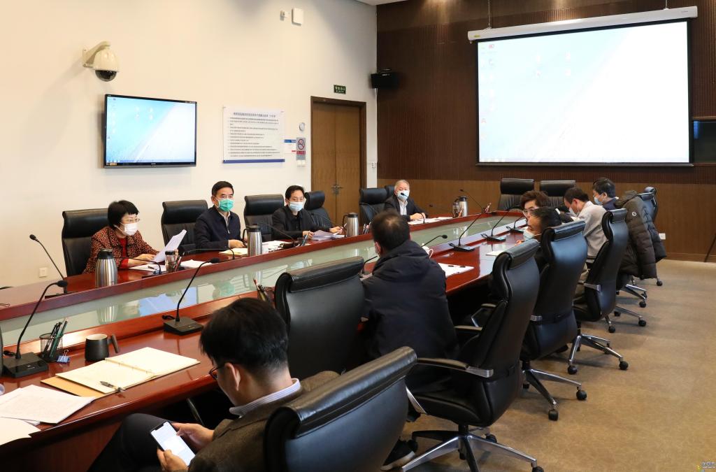 重大会议我参与——我校师生代表列席党委常委会