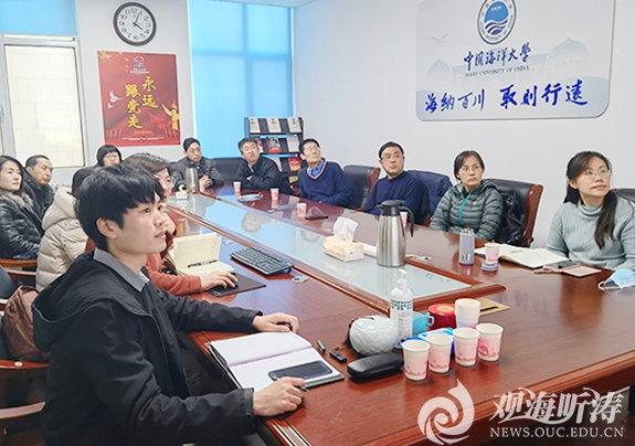 吴强明带队到西海岸校区考察学生学习生活相关场所设施建设情况