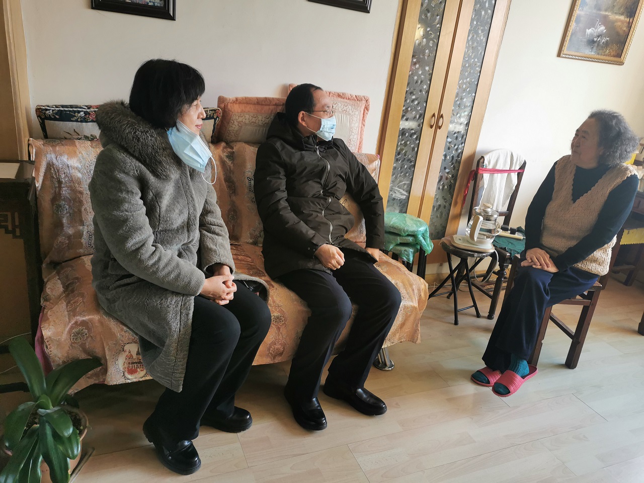 党委统战部开展党外代表人士慰问活动