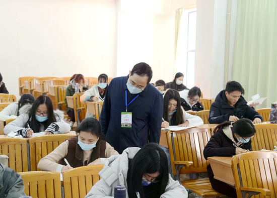 我校期末考试工作圆满完成