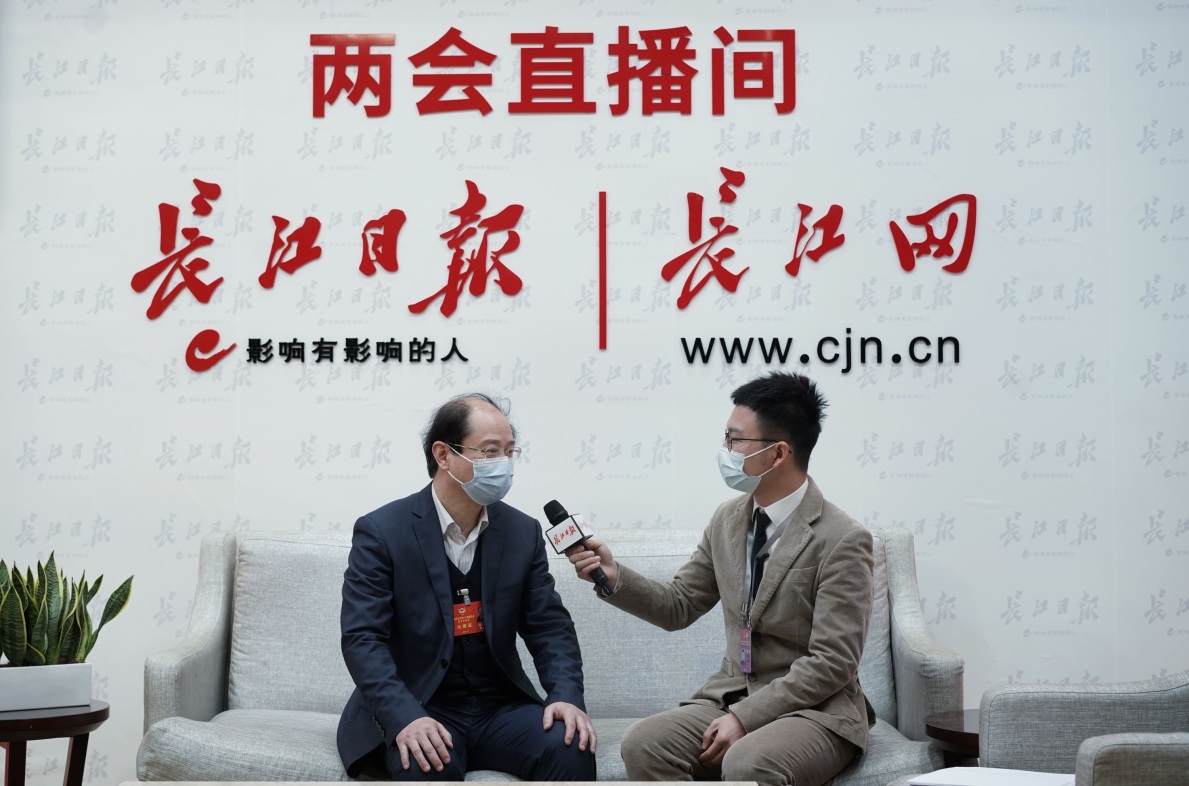 武汉“两会”：过文俊教授建议武汉加快金融科技创兴打造数字金融高地