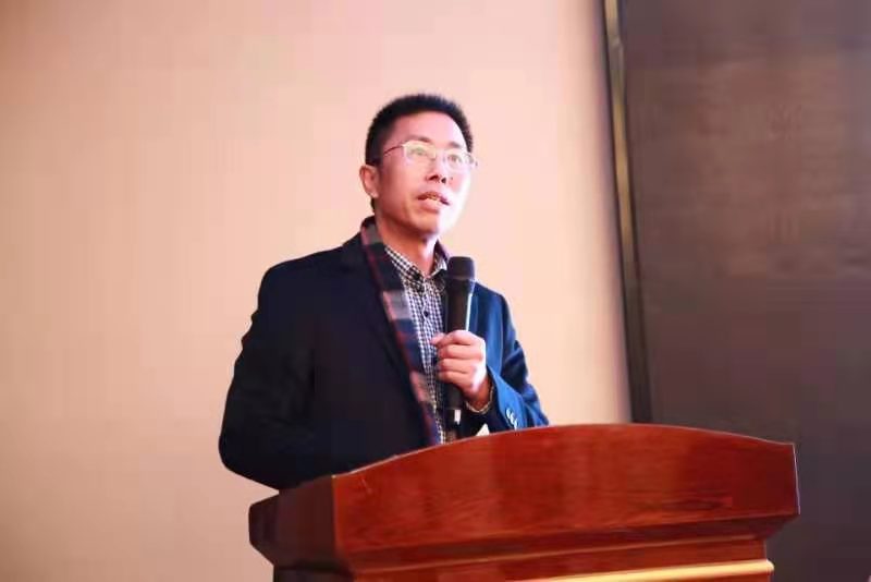 湖北“两会”：郑家喜教授建议推进脱贫攻坚与乡村振兴有机衔接不能搞“一刀切”