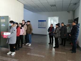 信息学院召开关爱留校过年学生爱心恳谈会