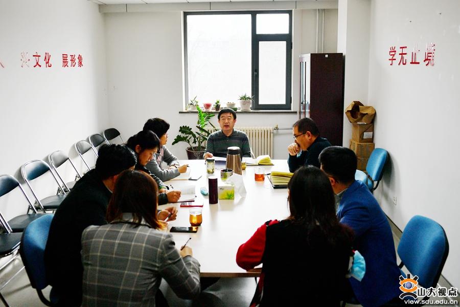 ［综合事务］宣传部、教工部传达学习春季学期工作会议精神