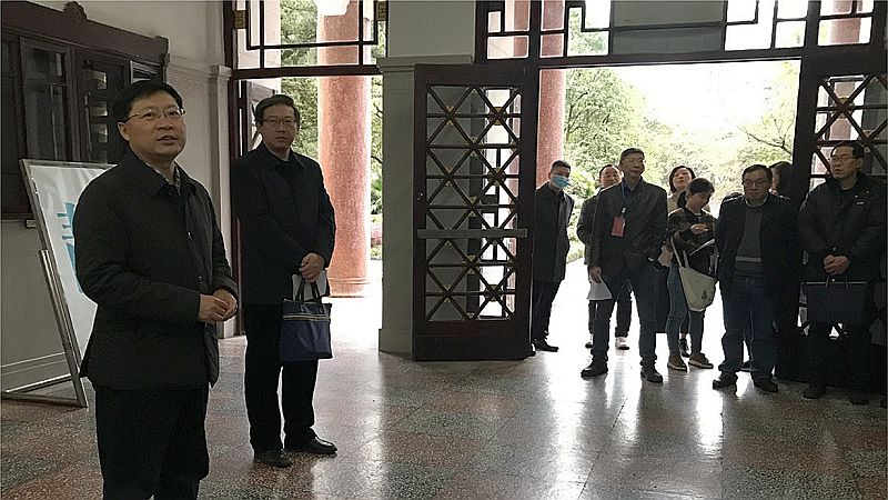 校领导带队开展新学期全校教学检查工作