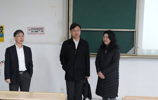 校领导视察新学期开学第一课