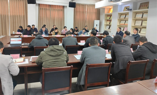新学期学生工作务虚会召开