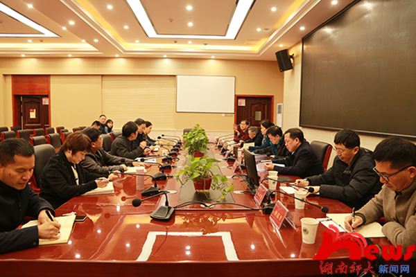 蒋洪新、刘起军赴马克思主义学院调研