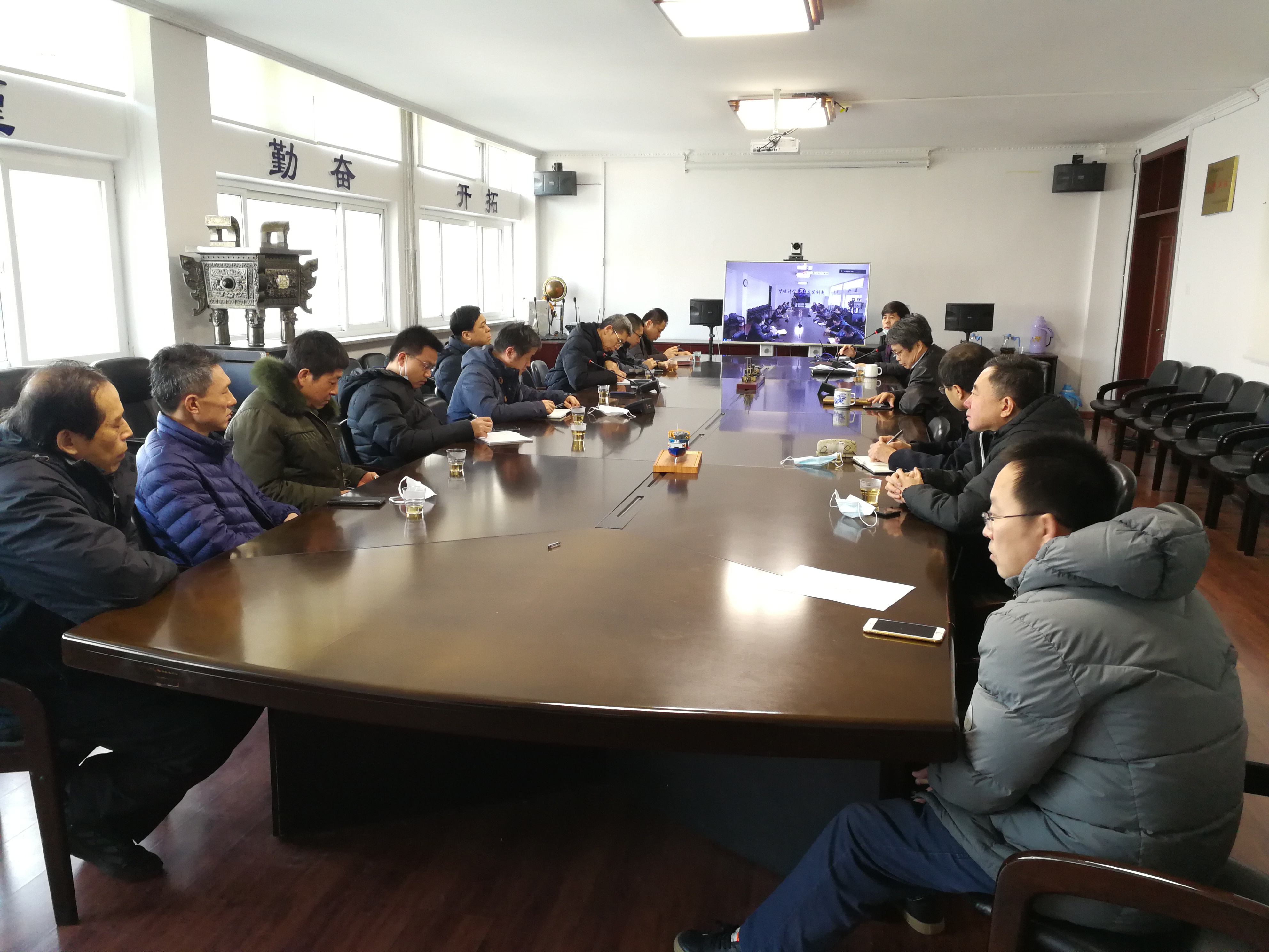 船员考试专家委员会海船轮机工作组召开工作会议