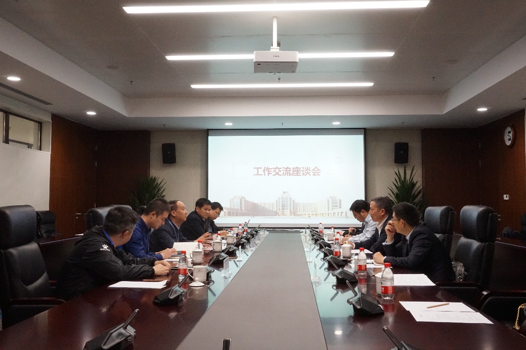 陕西金融资产管理股份有限公司董事长冷劲松一行来校洽谈合作