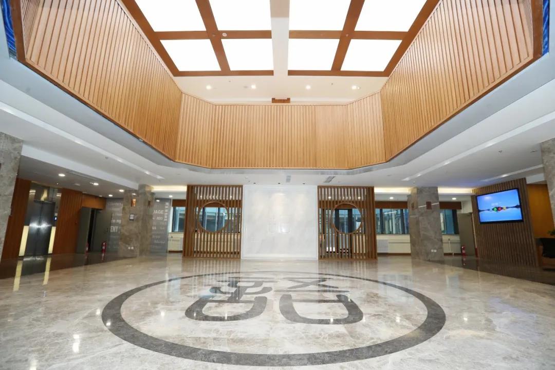 北京语言大学图书馆全新亮相