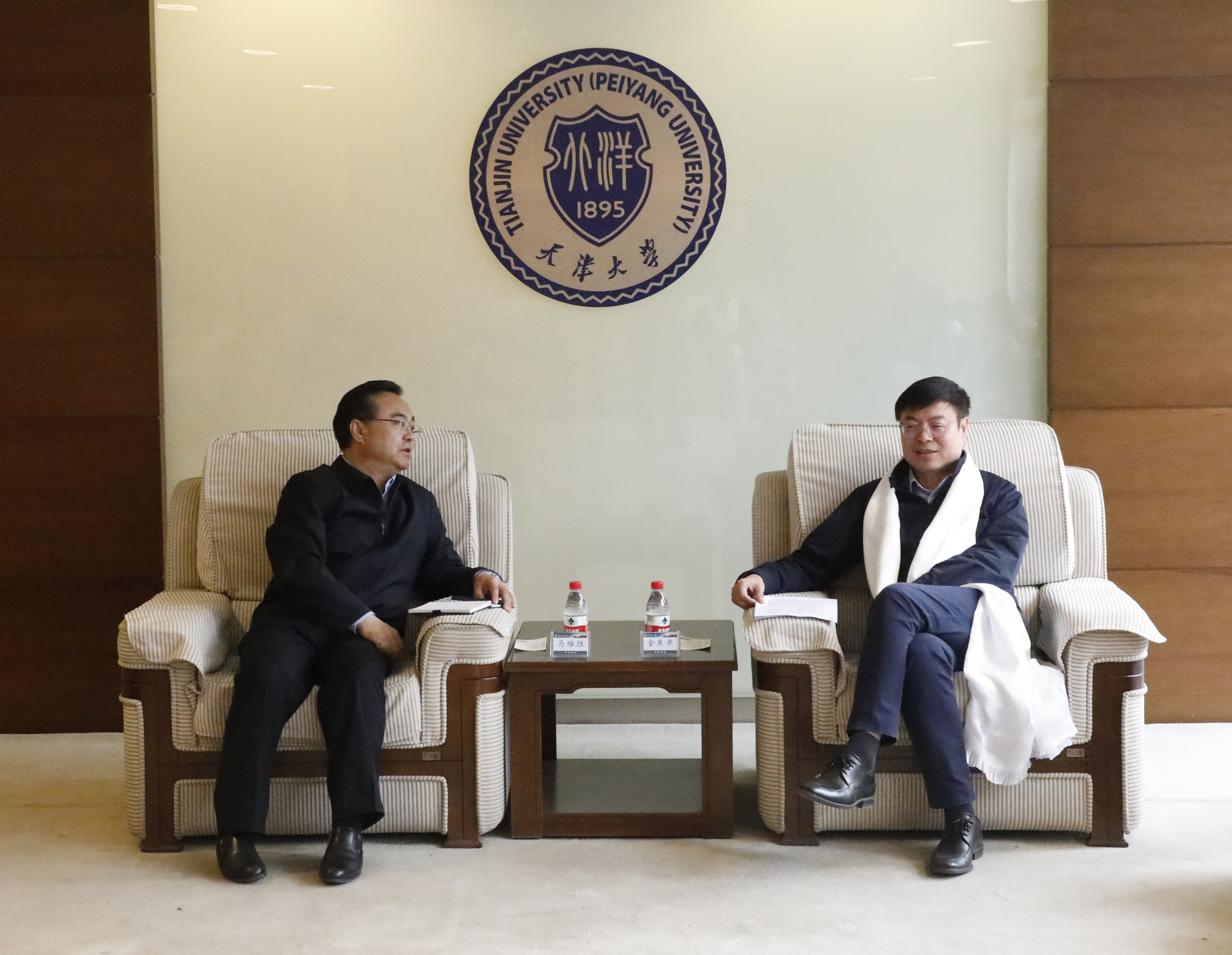 【简讯】金东寒会见青海民族大学来宾