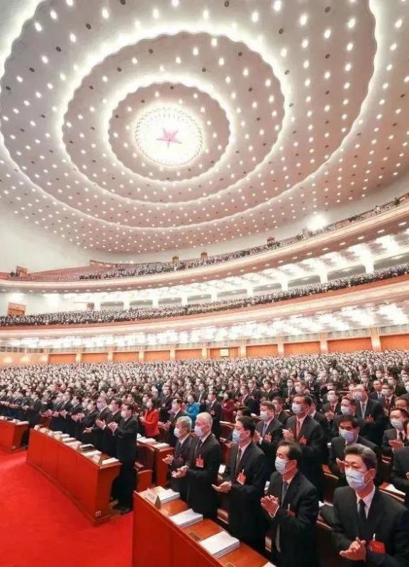 全国两会上的交大人声音