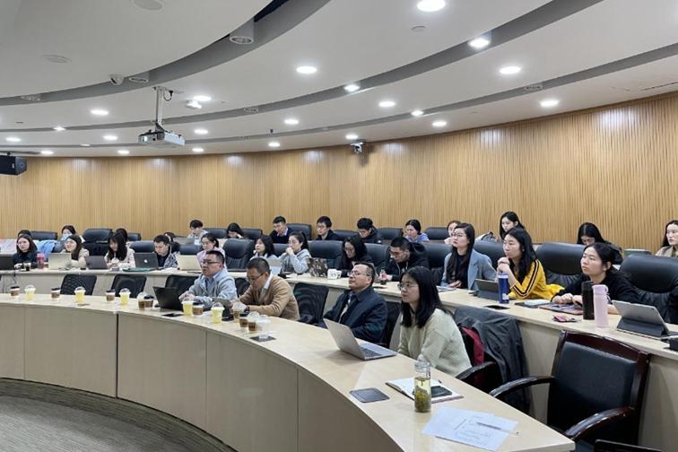 凯原法学院经济法学科举办第67期读书报告会