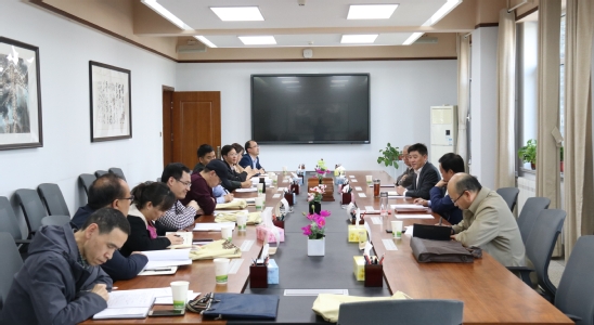 西北师大召开《西北师范大学史话》提纲讨论会