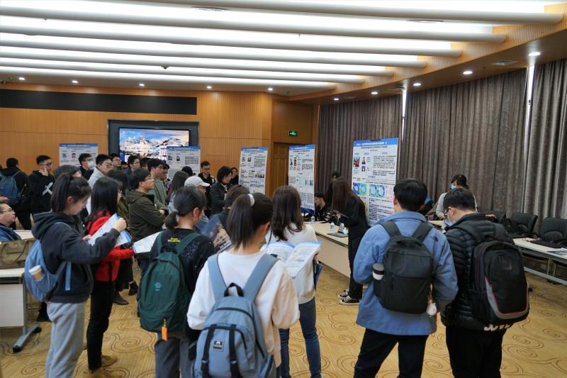 海洋学院举办本科生2021年春季研究项目展