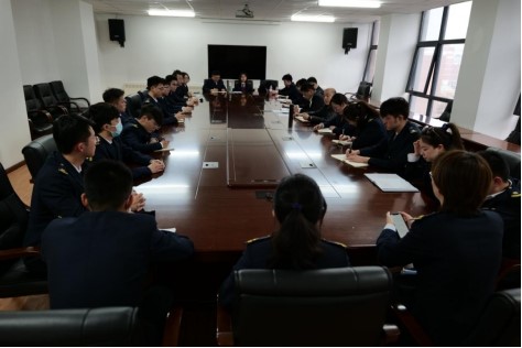 校团委召开学生会组织、学生社团调研座谈会