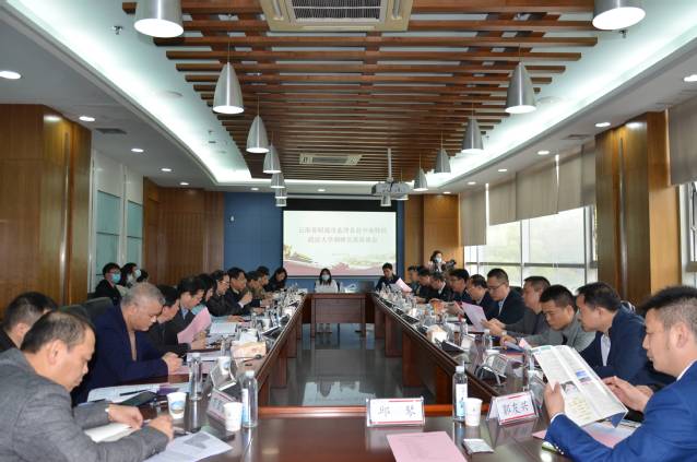 盐津县委副书记、县长郑磊一行来校调研定点帮扶工作