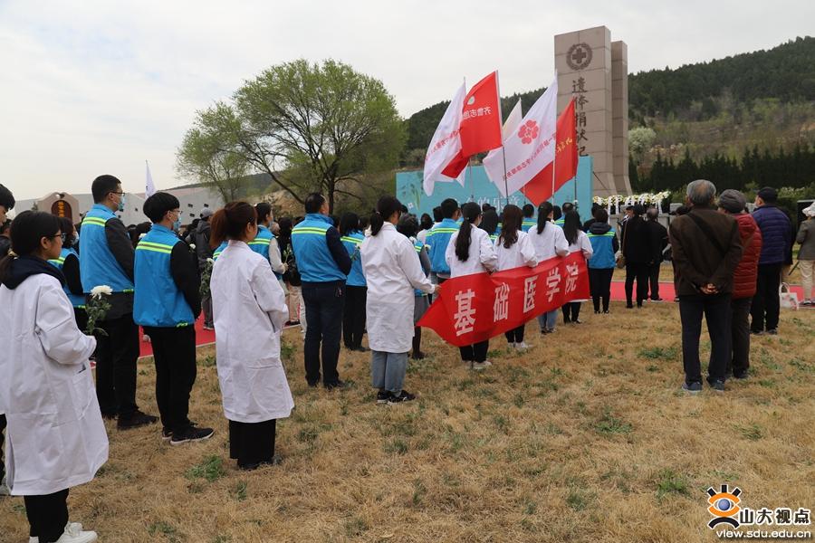 ​［基础］赴长清福寿园参加清明追思祭奠活动