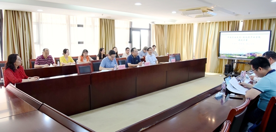 学校召开国家现代产业学院申报答辩会