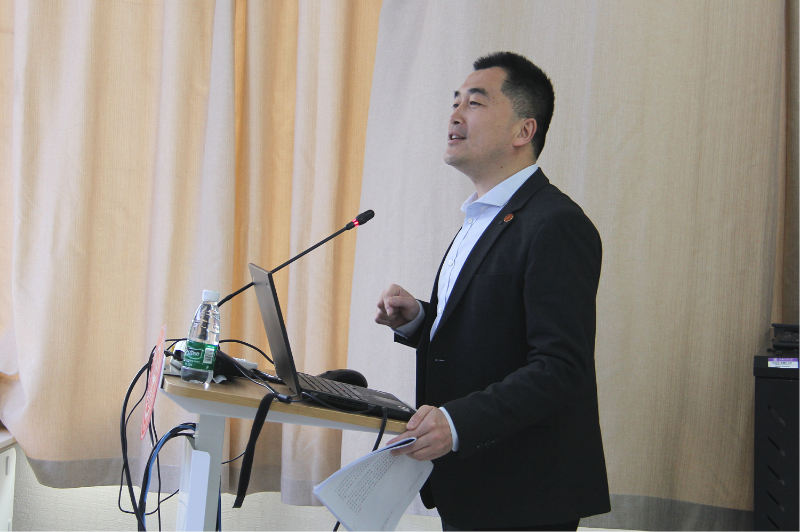 外国语学院组织“学习贯彻学校第十一次党代会精神”专题辅导报告