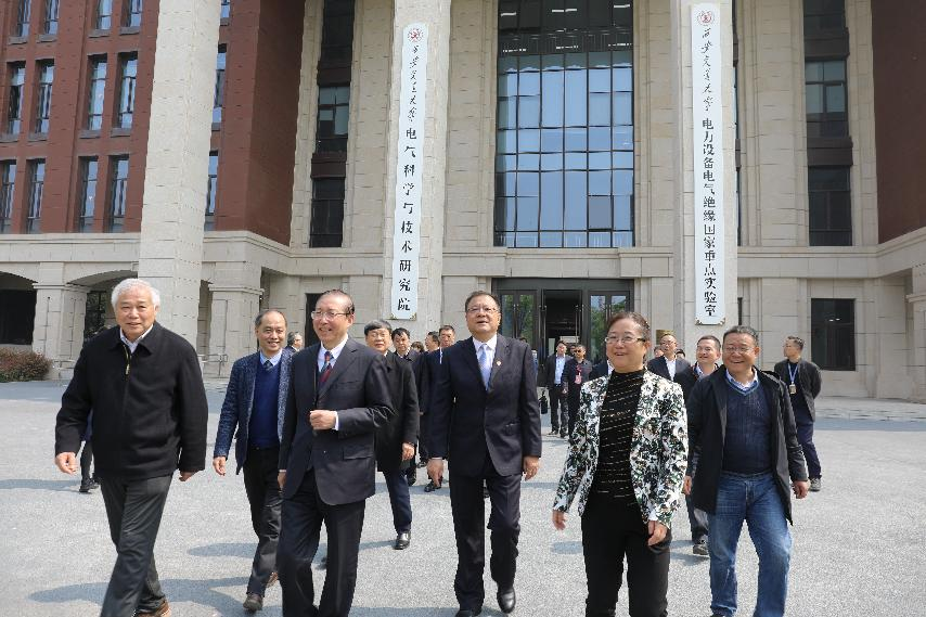 【125校庆】国家电网董事长、党组书记辛保安校友到访创新港