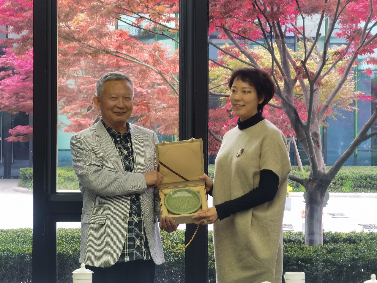 我校走访唐仲英基金会并赴如皋市高新区调研