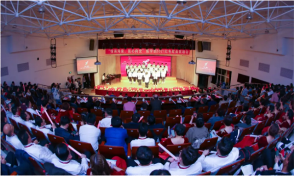 医学部举办“情满海棠，医心向党”主题红色歌诵会