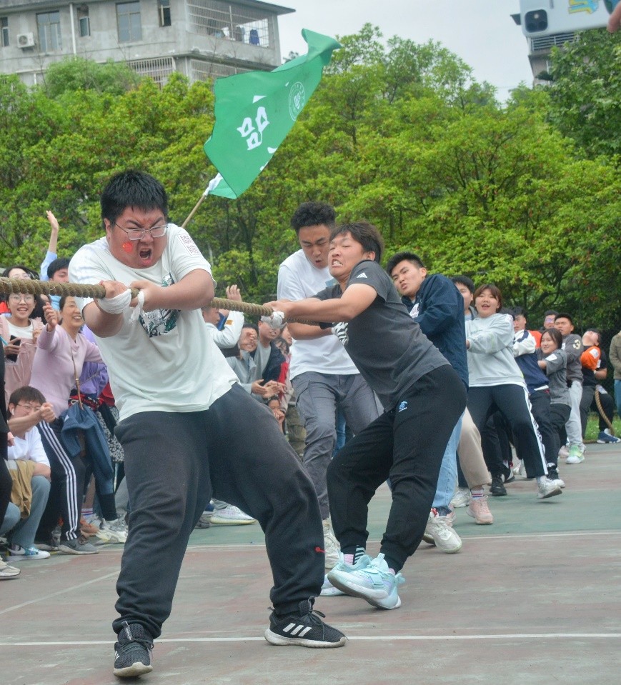 【第40届校运会】拔河：一根绳，心连心
