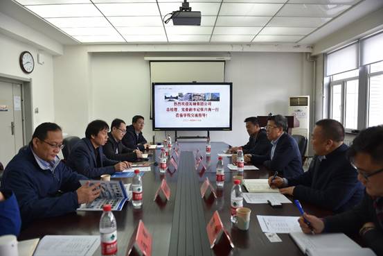 瓦轴集团公司总经理张兴海一行来院交流
