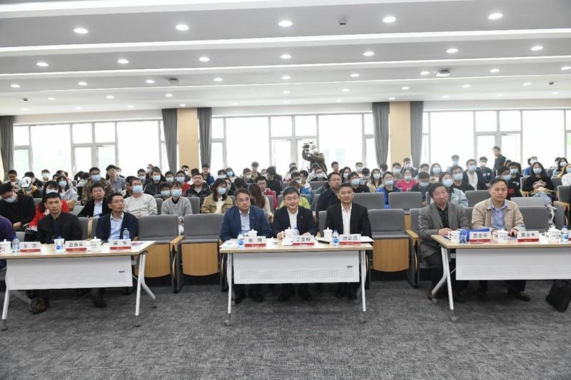 第八届教育部科技委交叉科学与未来技术专门委员会第一次全体委员会议暨战略规划研讨会在交大召开